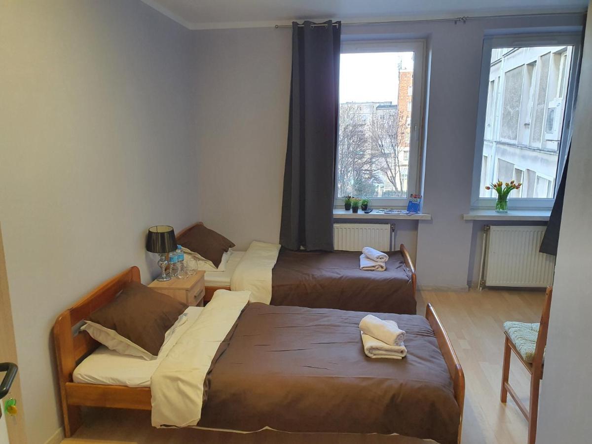 Jasna Hotelik Self Check-In Varsavia Esterno foto