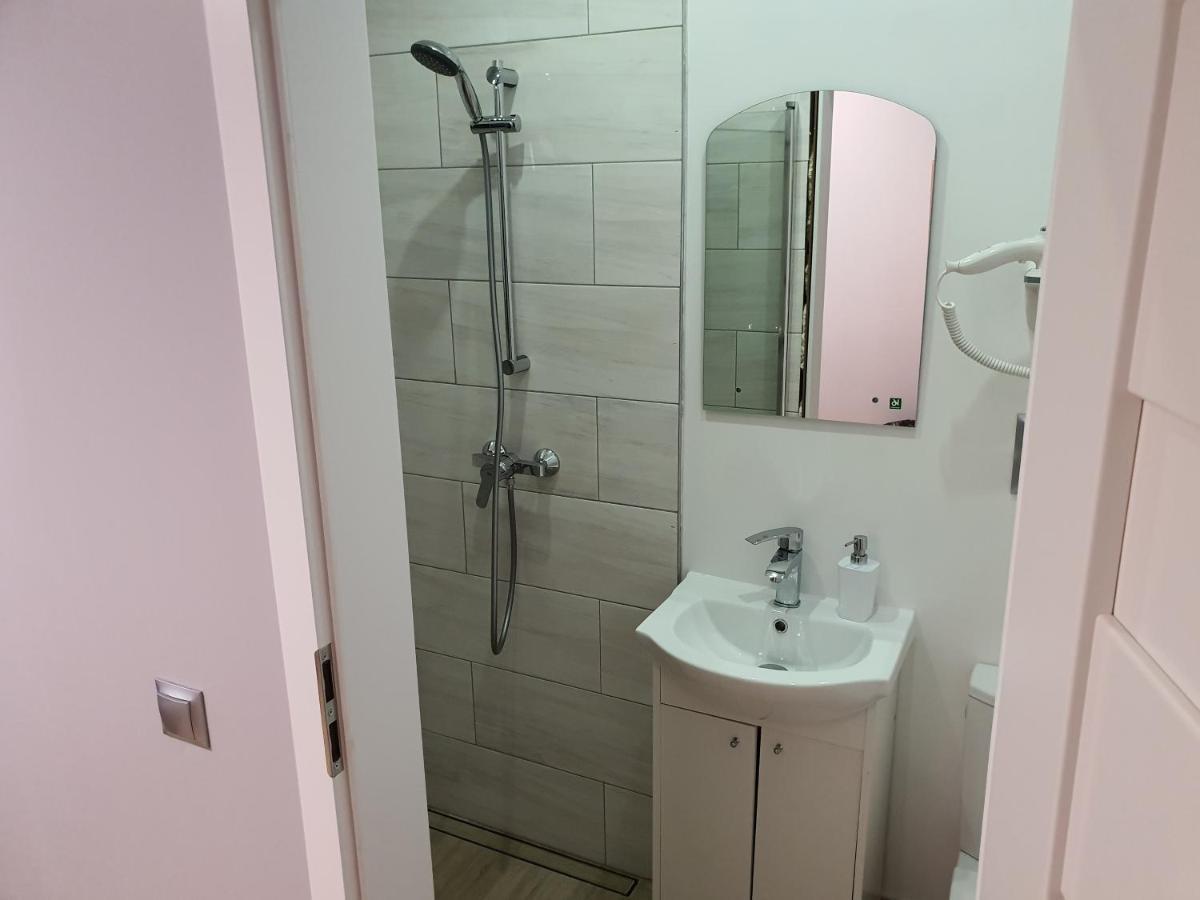 Jasna Hotelik Self Check-In Varsavia Esterno foto